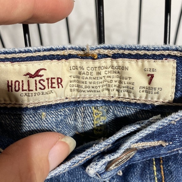 Hollister distressed micro mini Jean skirt​​​ - Picture 6 of 9